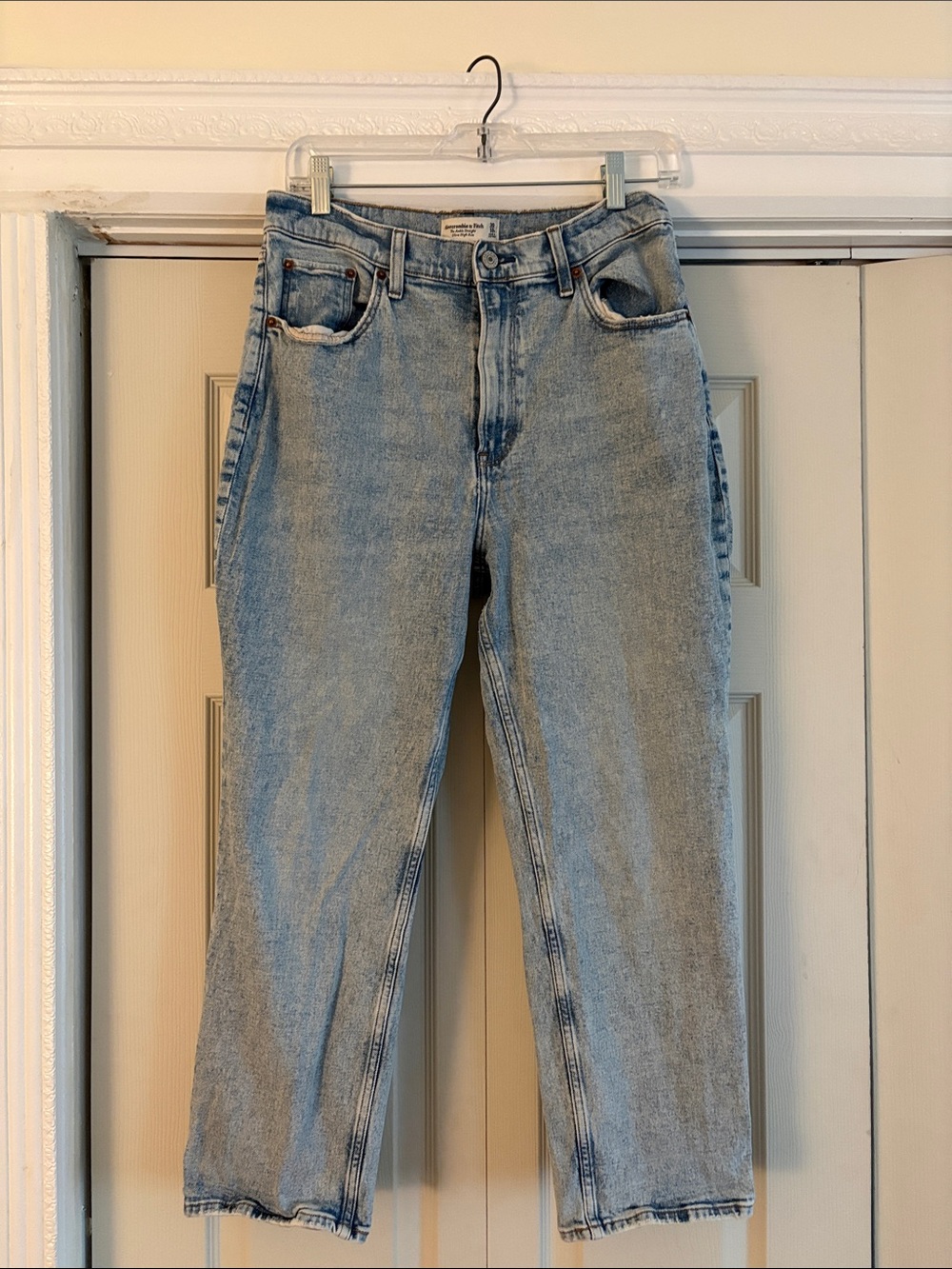 Light Wash Curvy High-Waisted Straight Leg Jeans